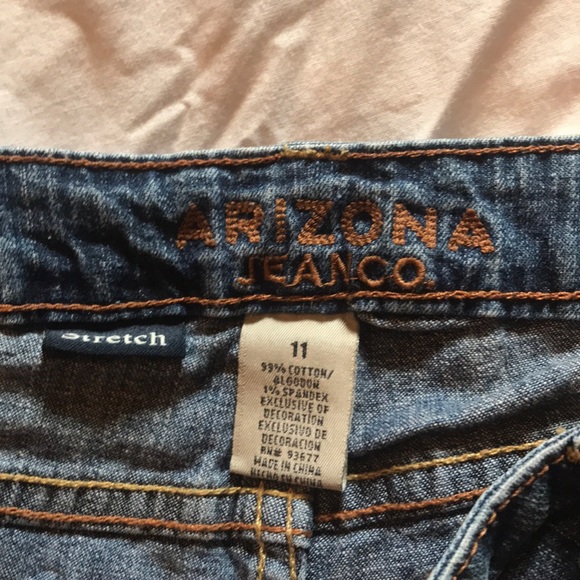 Jean Shorts - Picture 2 of 3